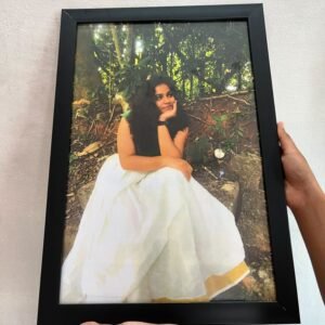 Personalized Full-Bleed Black Border Solo Portrait Frame – Custom Aesthetic Photo Gift
